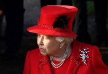 Policía detiene a intruso armado que merodeó fuera de castillo de Isabel II