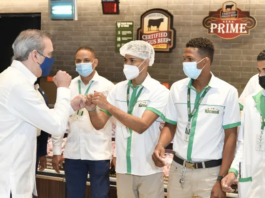 Las horas extras no se computan para calcular el doble sueldo, las comisiones sí