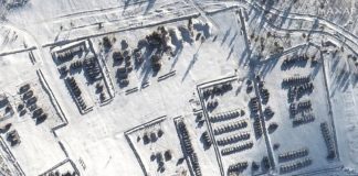 La crisis en Ucrania alarma al mundo. Su presidente pide mantener la calma