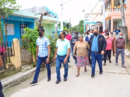 Alcalde Carlos Guzmán dispone construcción de aceras, contenes y otras obras pluviales en barrios de SDN