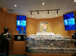 DNCD ocupa alijo de 1.2 toneladas presumiblemente cocaína en Puerto Caucedo