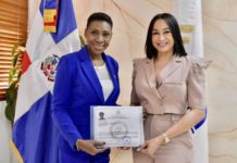 Legendaria voleibolista, Mireya Luis, recibe la nacionalidad dominicana
