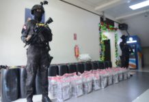 Apresan hombre vinculado al decomiso de 248 paquetes de cocaína en Barahona