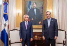 Presidente Abinader se reúne con delegación de Qatar