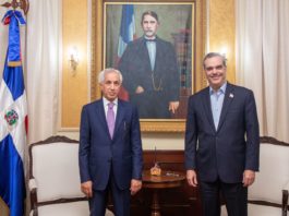 Presidente Abinader se reúne con delegación de Qatar