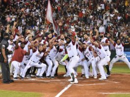 Gigantes empatan la Serie Final con jonrón de Ozuna