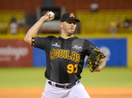 Águilas blanquean a los Gigantes para tercera victoria corrida en el Round Robin
