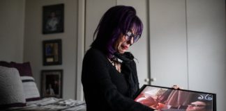 Amazon en la mira por vender un químico que ha sido utilizado en suicidios