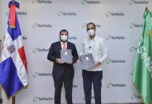 AFP Crecer y SENASA firman acuerdo para promover un seguro subsidiado a pensionados que no cuenten con seguro de salud privado