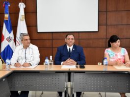 Gobierno dispone aumento 26.1% salario mínimo a favor de los trabajadores de las ONGs