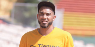 Michael Ynoa pasa a los Gigantes desde las Águilas por Junior García