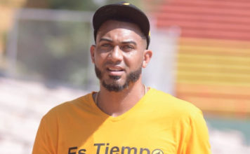 Michael Ynoa pasa a los Gigantes desde las Águilas por Junior García