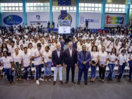 Presidencia gradúa primer grupo de 371 nuevos técnicos-profesionales del programa “Oportunidad 14-24”