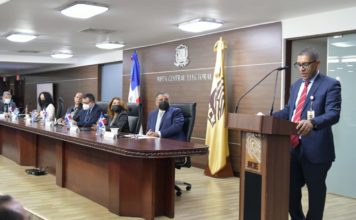 JCE presenta a organizaciones políticas propuesta de reestructuración del área de Informática