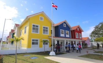 Autoridades inauguran servicios Caipi en Santo Domingo Este