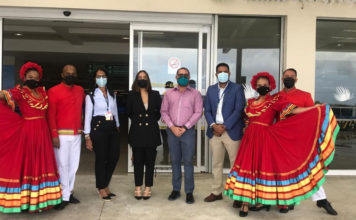 Tras más de una década RD recibe vuelo islandés