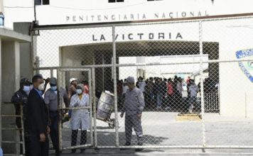 Militares allanan La Victoria en busca de armas y sustancias ilícitas