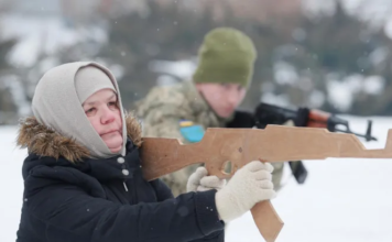 Ucrania, una guerra de nervios por las movilizaciones militares