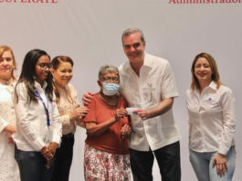 Presidente Abinader se reùne con representantes de 235 juntas vecinos de La Vega