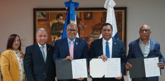 LMD firma acuerdo con el CODIA para colaborar en la construcción de aceras y contenes