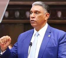 Aplican entre un 2 y 20% aumento a Policías