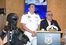 Arrestan dos y ocupan otros 461 paquetes presumiblemente de cocaína en Boca Chica