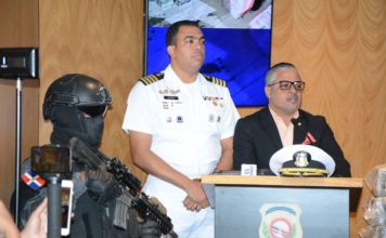 Arrestan dos y ocupan otros 461 paquetes presumiblemente de cocaína en Boca Chica