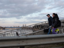 Funcionario de seguridad ucraniano afirma que Rusia planea «rodear» la ciudad de Dnipro