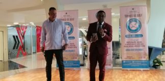 Entre Palos y Puros va a Iberostar Bavaro Golf Club con un carro en un hoyo en uno