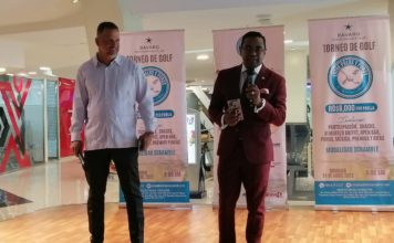 Entre Palos y Puros va a Iberostar Bavaro Golf Club con un carro en un hoyo en uno