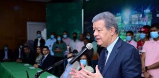 Leonel Fernández: “la crisis no es excusa para no atender problemas de la República Dominicana”