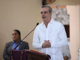 Abinader: “Peña Gómez fue un ejemplo de perseverancia, lucha y de pasión que debe servir de ejemplo a la Juventud”