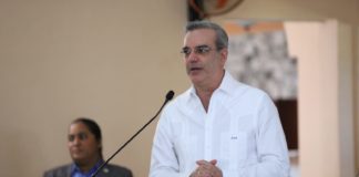 Abinader: “Peña Gómez fue un ejemplo de perseverancia, lucha y de pasión que debe servir de ejemplo a la Juventud”