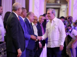 Presidente Abinader encabeza lanzamiento programa de aprendizaje del inglés como segundo idioma en sector público