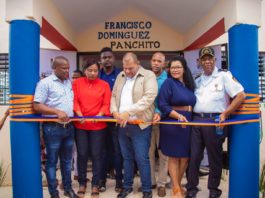 Alcalde Carlos Guzmán reinaugura centro comunal para realizar talleres, cursos técnicos y otras actividades