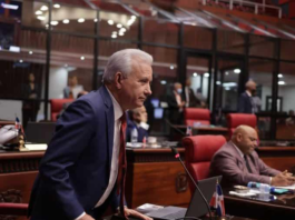 Senador Taveras Guzmán se enfrenta a Alfredo Pacheco: «No me van a callar»
