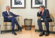 Subsecretario de Estado de EEUU destaca excelente manejo del presidente Abinader frente al COVID-19