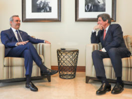 Subsecretario de Estado de EEUU destaca excelente manejo del presidente Abinader frente al COVID-19