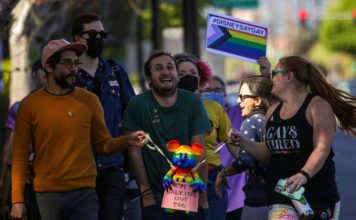 El castigo del gobernador de Florida a Disney por criticar la ley ‘No digas gay’