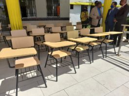 UASD entrega butacas al Hospital Gautier para desarrollo estudiantes