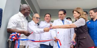 Vicepresidenta y Ministro de Vivienda y Edificaciones entregan Unidad de Emergencia del Hospital Dr. Alejo Martínez García