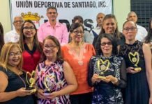 UDESA realiza conversatorio “Mujer y Deporte”; reconocen 6 damas