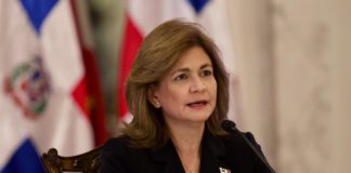 Vicepresidenta solicita a los docentes volver a las aulas