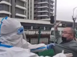 Covid en China: los enfrentamientos y la desesperación en Shanghái por el estricto confinamiento y la falta de comida