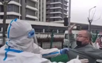 Covid en China: los enfrentamientos y la desesperación en Shanghái por el estricto confinamiento y la falta de comida