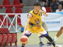 Eduardos del Batey y Cotorras del Gustavo triunfan en basket de Puerto Plata