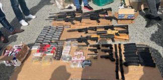 Decomisan fusiles, pistolas y municiones de varios calibres Santo Domingo Este