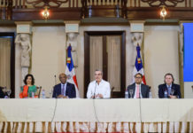 Gobierno anuncia la contratación de 800 MW en Manzanillo