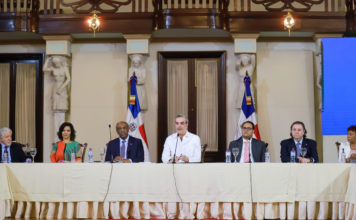 Gobierno anuncia la contratación de 800 MW en Manzanillo