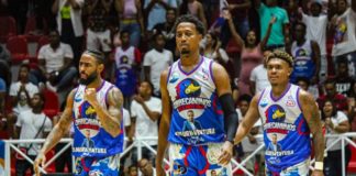 Peña y Polanco guían a Correcaminos a primera victoria en final de Puerto Plata